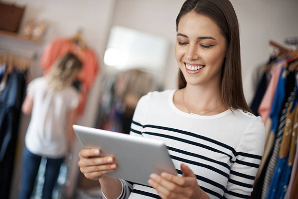 istock Happiness is online shopping 479312524