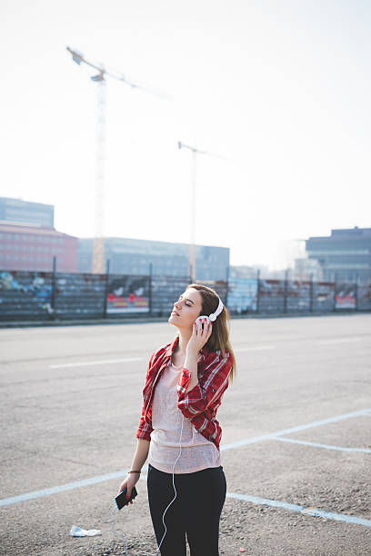 istock young beautiful blonde hipster woman 479318376