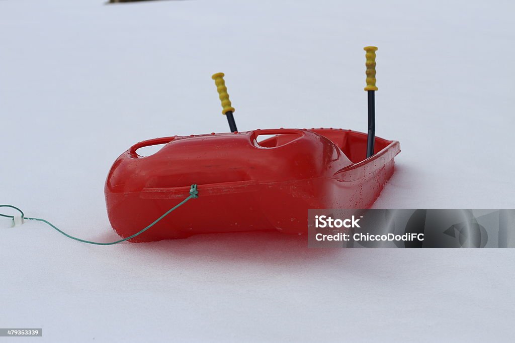 bob fabricadas de plástico rojo resistente - Foto de stock de Luge libre de derechos