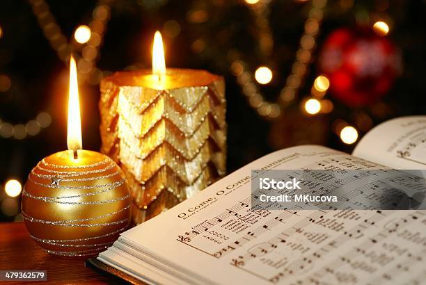 Foto de Christmas Carol e mais fotos de stock de Pauta de Música - Pauta de Música, Natal, Música de Natal