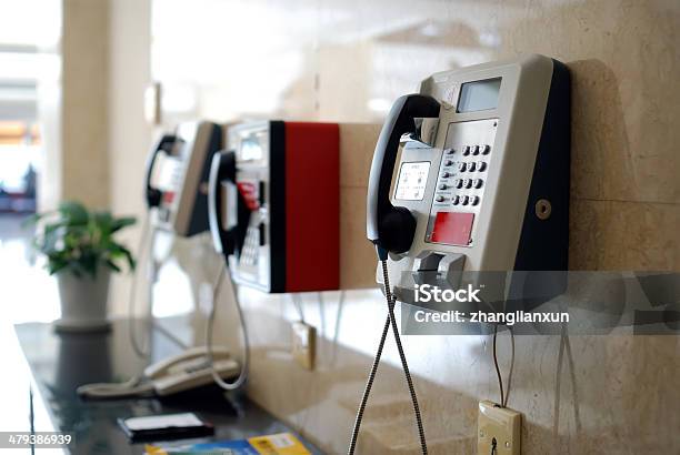 Öffentliches Telefon Stockfoto und mehr Bilder von Finanzen - Finanzen, Fotografie, Geldmünze