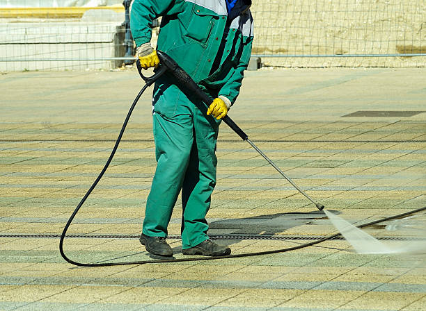 istock street cleaning 479388123