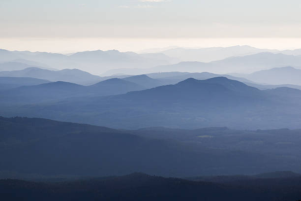 istock Mountain Ridges in the Cascades 479419109