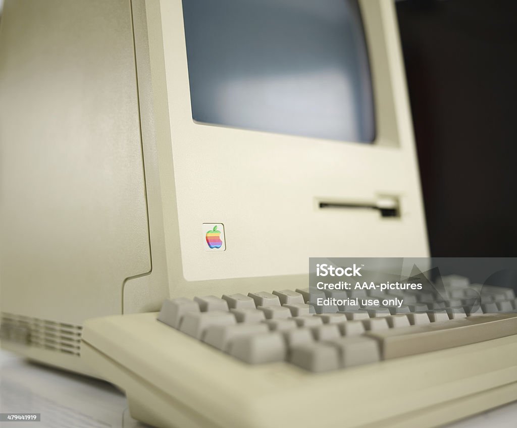 Apple Macintosh 128 K depuis 1984, le vintage iMac - Photo de Steve Jobs libre de droits