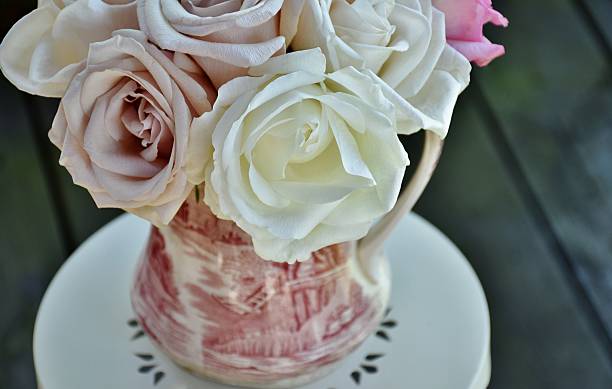 istock Vintage Rose Bouquet 479449526