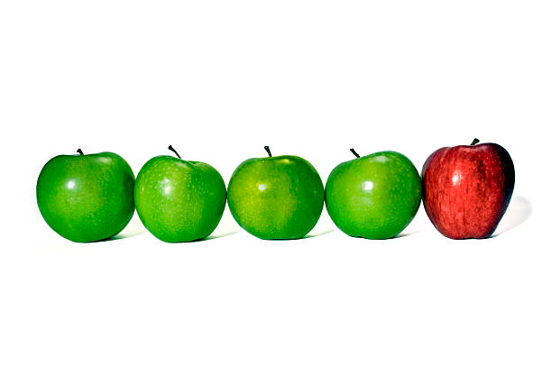 diversidad excelente red apple de manzanas verdes - harbinger fotografías e imágenes de stock
