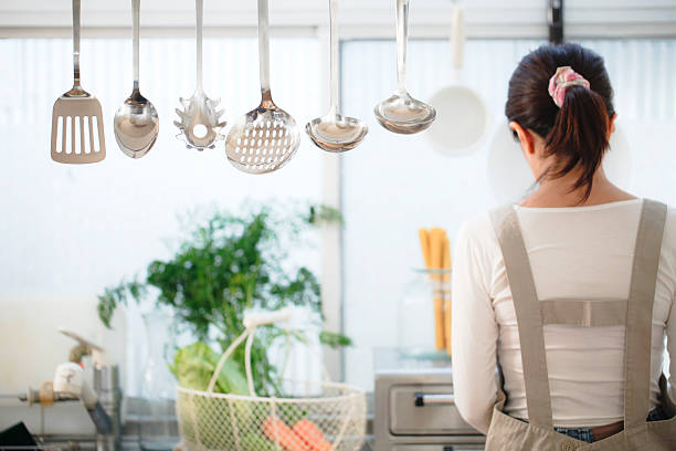 ama de casa - padres-amos-de-casa-ilustraciones fotografías e imágenes de stock