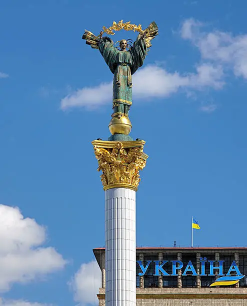Photo of Statue of Berehynia on the top of Independence Monument, Kiev