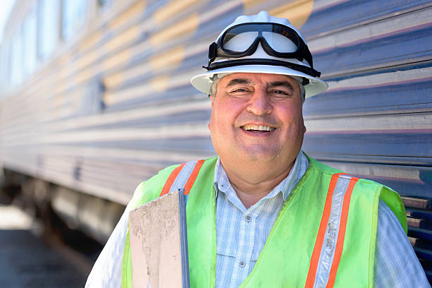 trabajador de ferrocarril - portrait human face men overweight fotografías e imágenes de stock