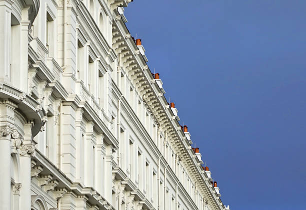 istock Diagonal Facade of Stately White Building 479513622