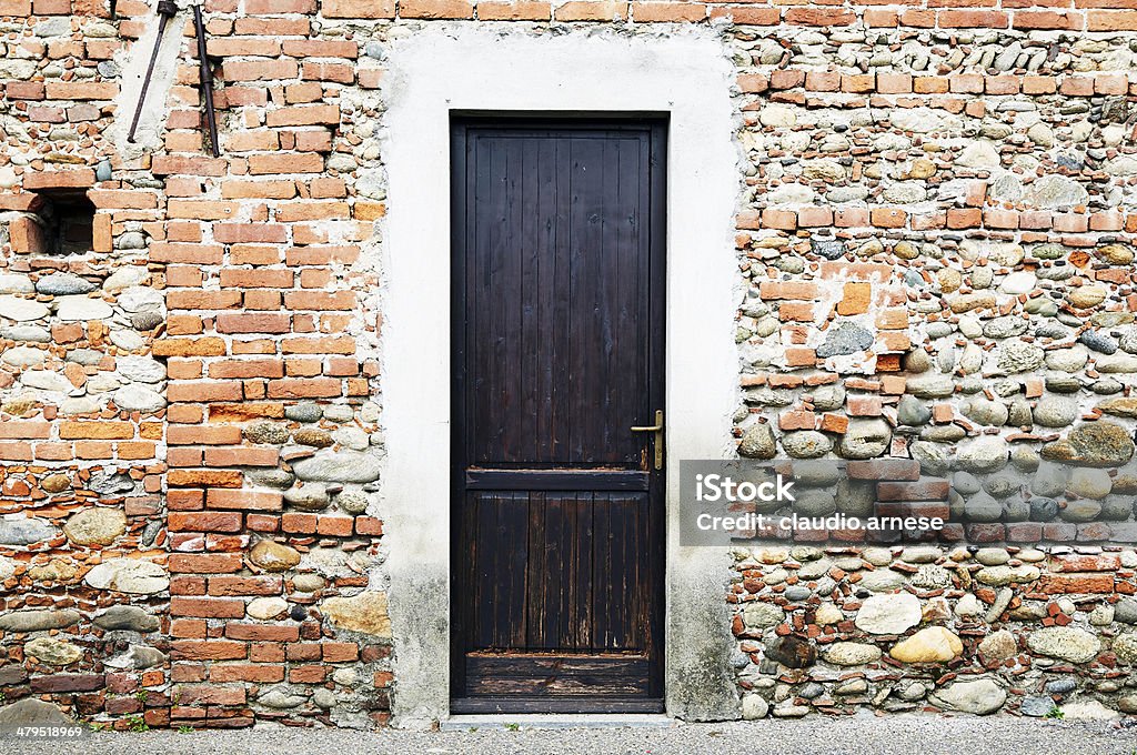 Vecchio porta. Immagine a colori - Foto stock royalty-free di Architettura