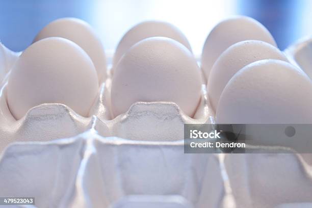 Huevos Foto de stock y más banco de imágenes de Alimento - Alimento, Asistencia sanitaria y medicina, Ave de corral