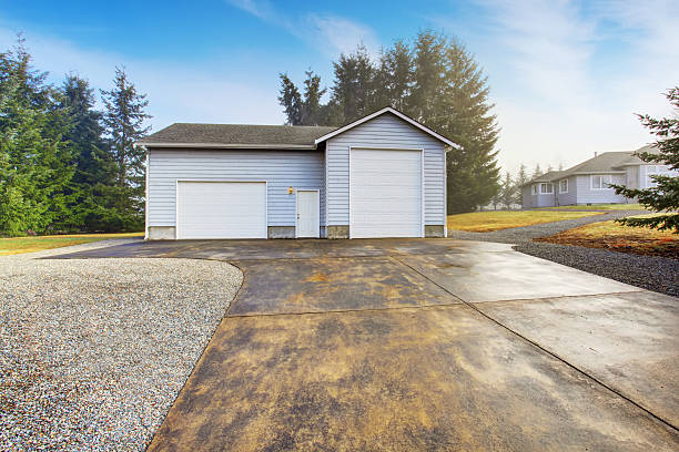istock Seperate garage and shop room. 479550636