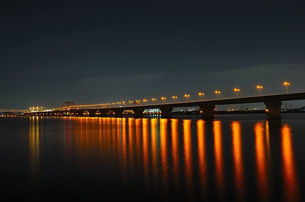 istock Gulf of high-speed night scene 479581966