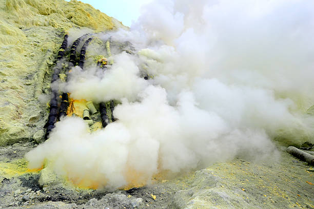 istock Ijen Sulfur Mine Crater 479665402
