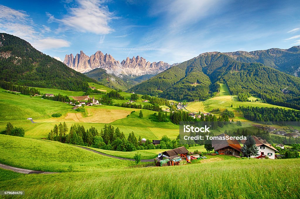 Montanhas Dolomitas Alpes, Mountain-Val di Funes - Foto de stock de Alto Ádige royalty-free