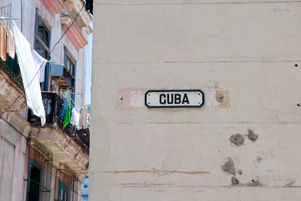 istock Cuba Street - Old Havana - Cuba 479696962