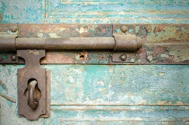 istock Old window bolt. Outdoor view 479715490