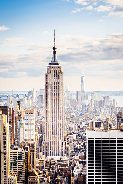 뉴욕 시의 스카이라인-미드타운에서, 엠파이어 스테이트 빌딩 - empire state building 이미지 뉴스 사진 이미지