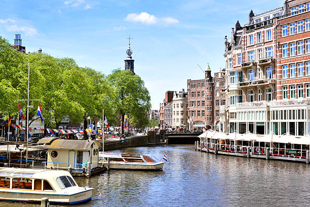 istock Canal of Amsterdam 479778086