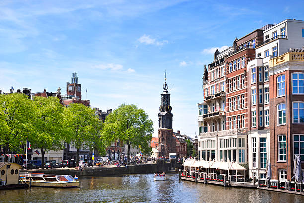 istock Canal of Amsterdam 479778090