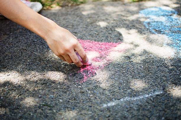 istock Children drawing in the park 479877490