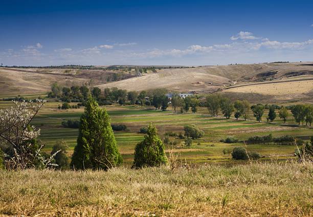 Rumano hills en Oltenia de - foto de stock