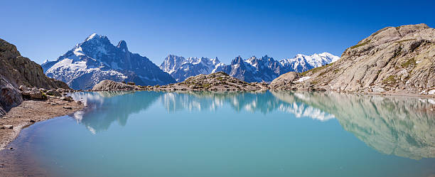 Mont blanc reflected in Lac Blanc Mont Blanc reflected in Lake Blanc, Mont Blanc Massif, Alps, France mont blanc photos stock pictures, royalty-free photos & images