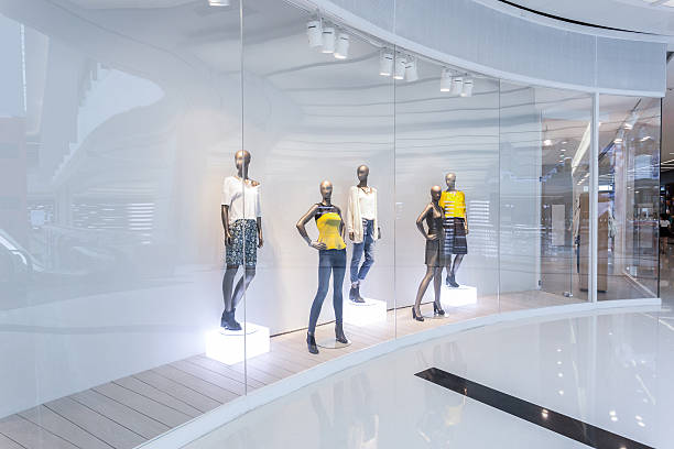 istock Mannequins in fashion shopfront 479997406