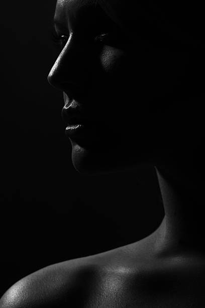 istock Undressed woman silhouette 479998262