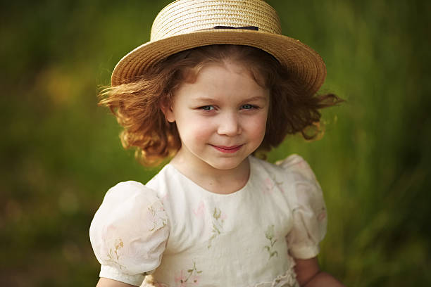 istock Beautiful little girl in a hat 480009886