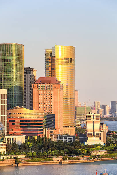 istock shanghai lujiazui at dusk 480090739