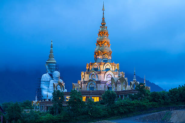 istock Phasornkaew Temple Pagoda 480102864