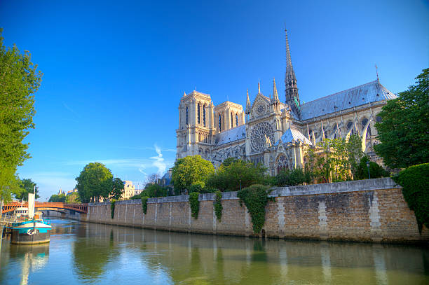 istock Gorgeous sunset over Notre Dame 480121890