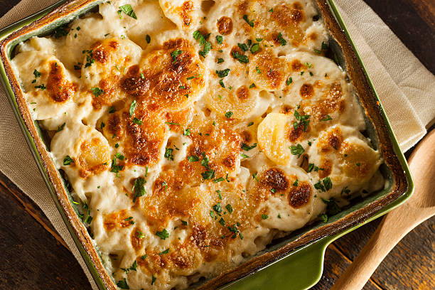 istock Homemade Cheesey Scalloped Potatoes 480133569
