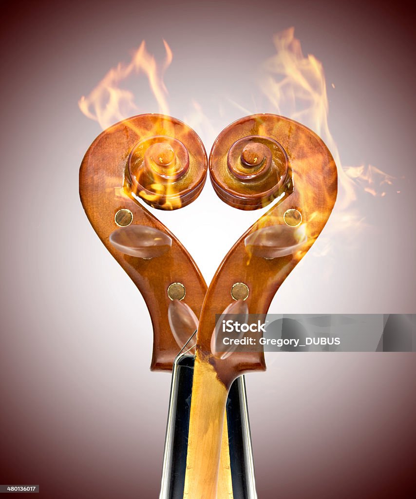 Símbolo do Coração queimar com Voluta de Violino - Royalty-free Instrumento Musical Foto de stock