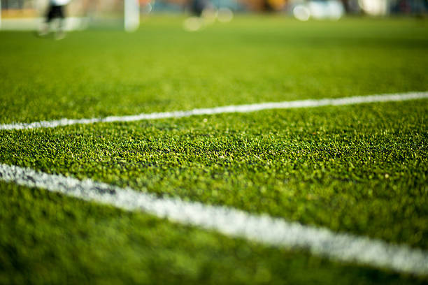 terrain de football - soccer field soccer football field grass photos et images de collection