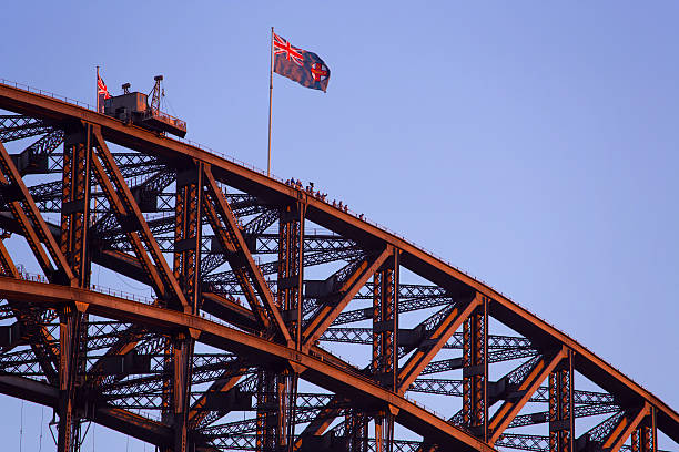마지막 시드니 하버 브리지 클라임 전에 해질녘까지 - the rocks sydney harbor bridge sydney australia new south wales 뉴스 사진 이미지