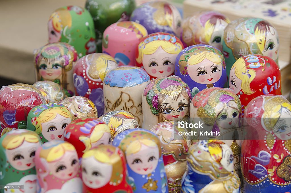 Russische Matroschka-Puppen - Lizenzfrei Russische Puppe Stock-Foto