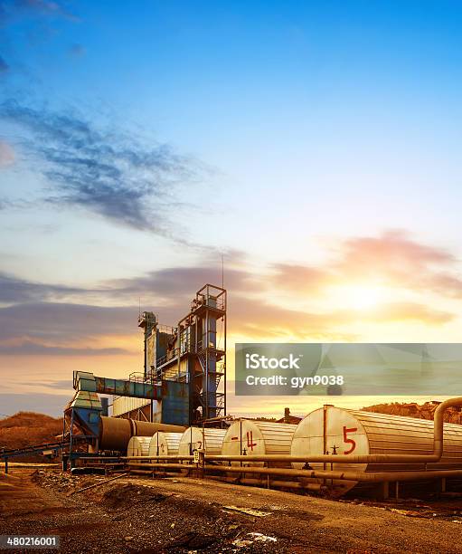 Asphalt Mixing Plant Stock Photo - Download Image Now - Armored Tank, Asphalt, Basin - Montana