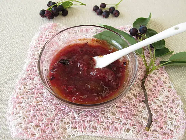 Jam with juneberries - Jam with rock pears