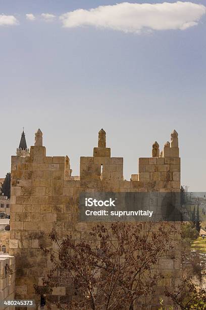 Оборонительная Стена Древнего Святая Иерусалим — стоковые фотографии и другие картинки Архитектура - Архитектура, Башня, Бежевый