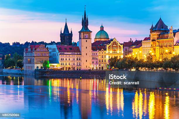 Foto de Cidade Velha Em Praga República Tcheca e mais fotos de stock de Praga - Praga, 2015, Antigo