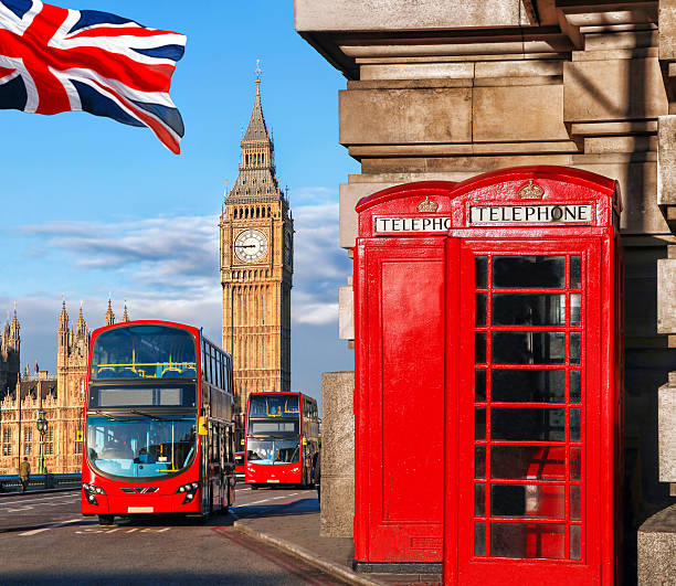 лондон символы с биг бен в англия, великобритания - london england uk travel big ben стоковые фото и изображения