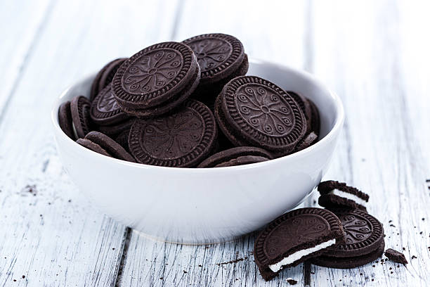 istock Portion of Cream Cookies 480252314