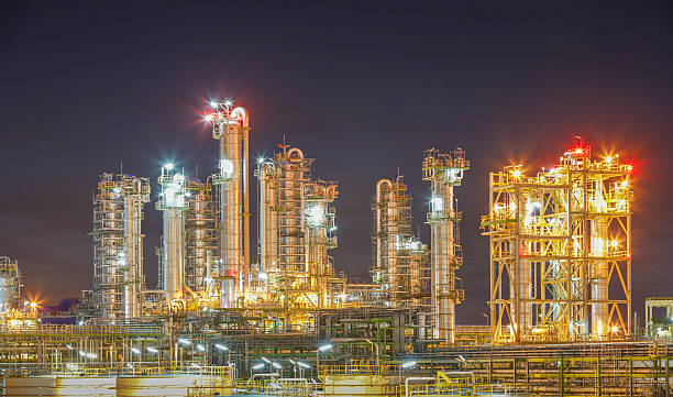 istock Night scene of refinery factory 480309758