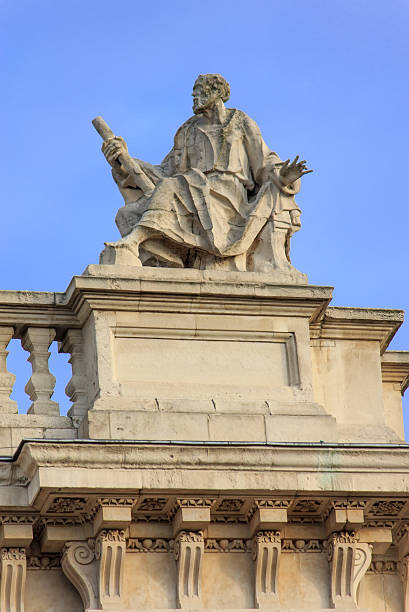 istock St. Paul's cathedral - detail 480318344
