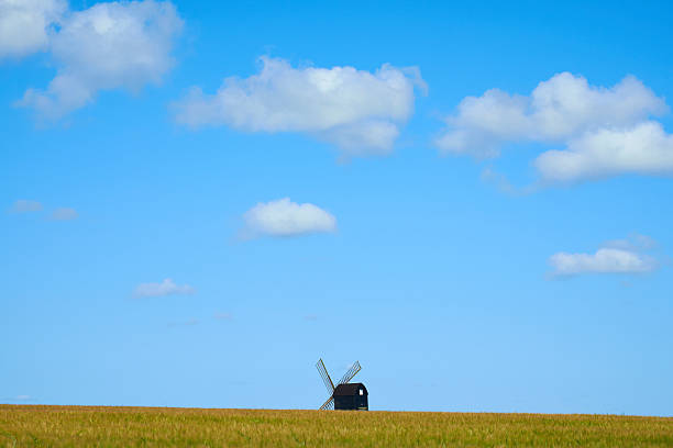 istock Traditional Windmill And The English Countryside 480349022