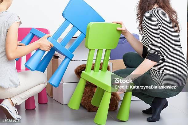 Sillas De Plástico Foto de stock y más banco de imágenes de Actividad - Actividad, Adulto, Arreglo