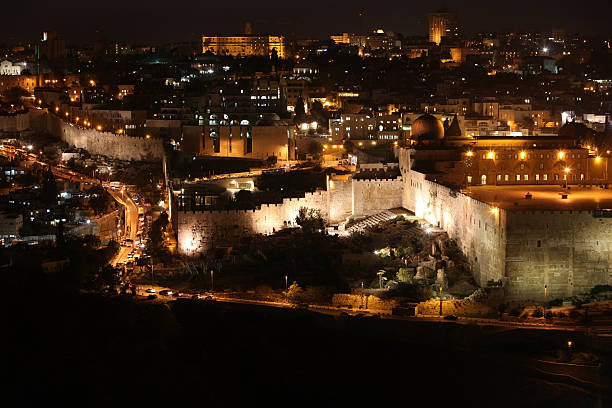 istock Night in Jerusalem old city, Temple Mount, Israel 480378111